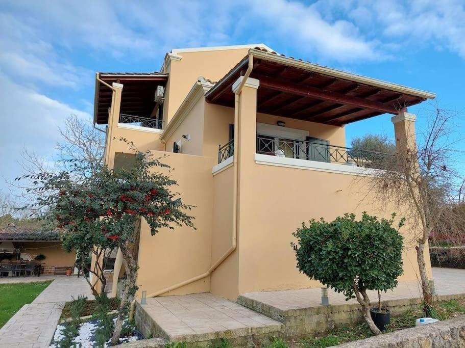Heraklia's House Holiday home Perama (Corfu)